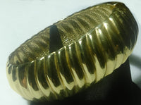 Women Clam Shell Bracelet