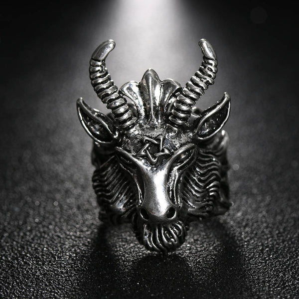 Hot Satanic Fashion Big Sheep Goat Horn Head Ring Worship Aries Rock Ring For Men Unique Biker Punk Animal Vintage Men's Jewelry